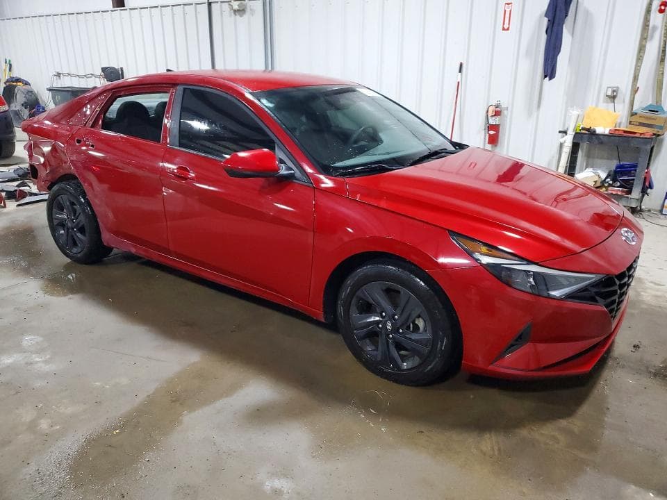 2023 HYUNDAI ELANTRA SEL 4