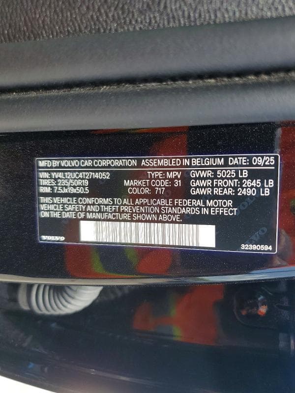 2026 VOLVO XC40 PLUS PLUS 14