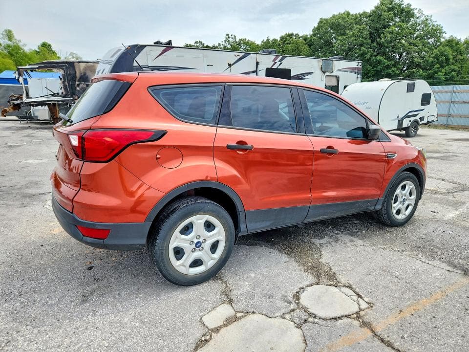 2019 FORD ESCAPE S 3
