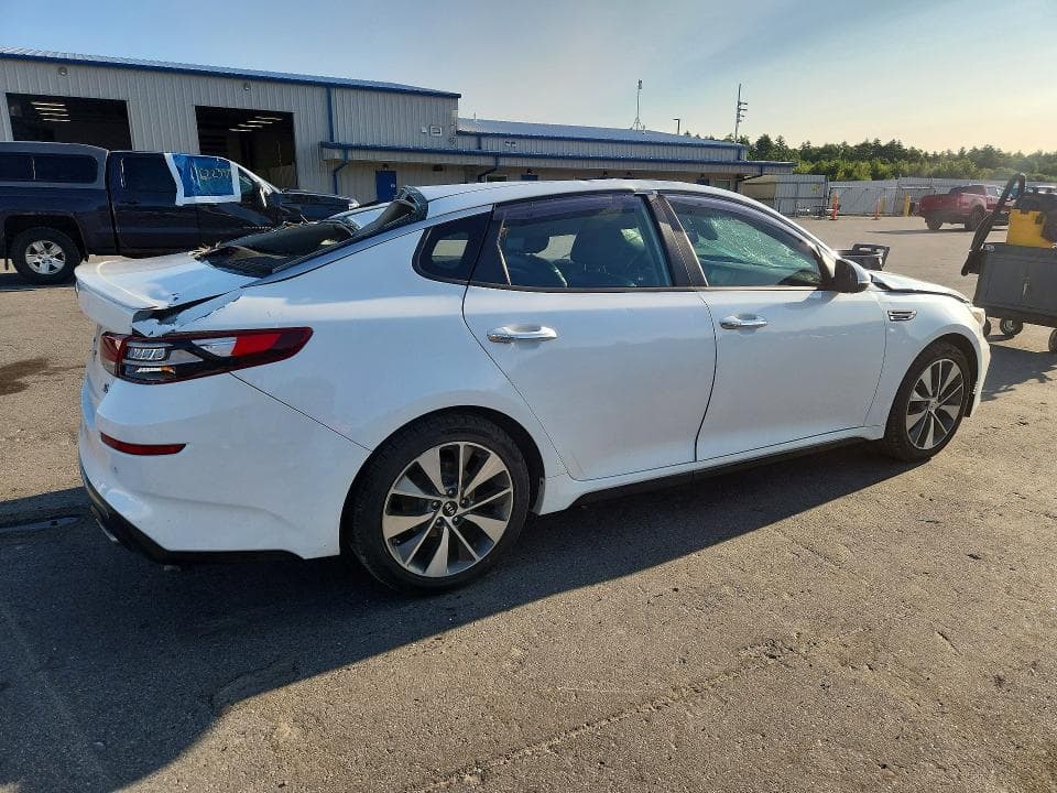 2019 KIA OPTIMA S 3