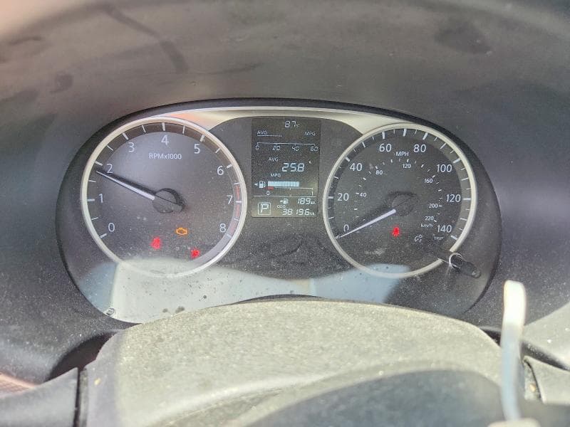 2019 NISSAN KICKS S 9
