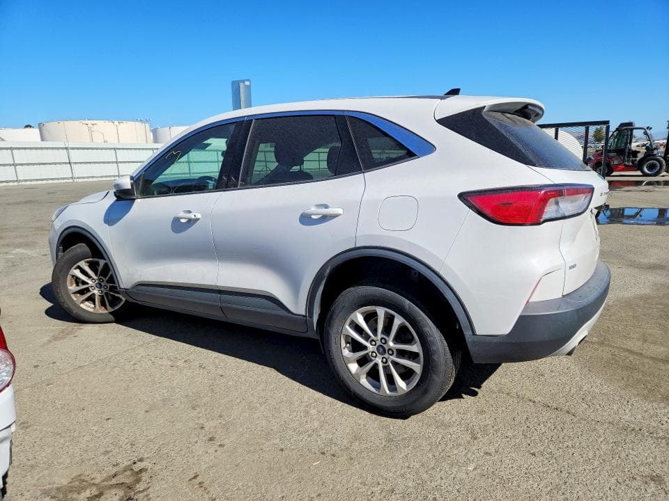 2020 FORD ESCAPE SE 2