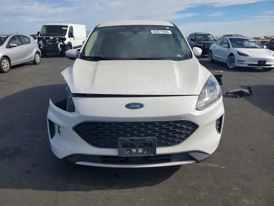 2020 FORD ESCAPE SE 5