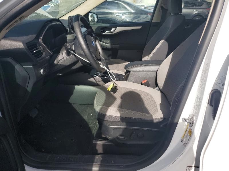 2020 FORD ESCAPE SE 7