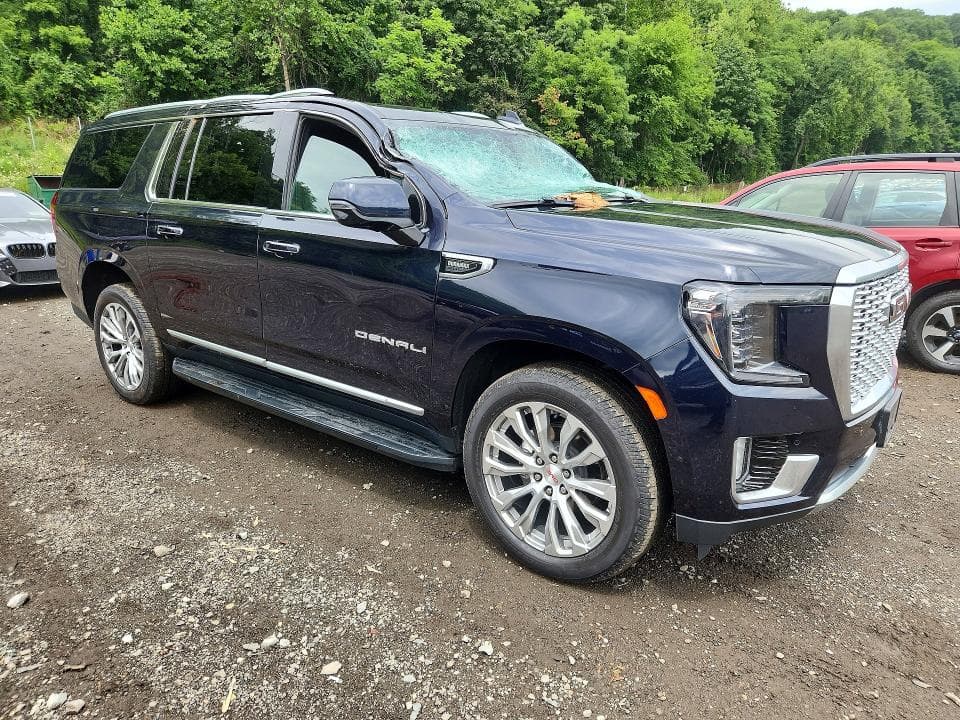 2023 GMC YUKON XL DENALI 4