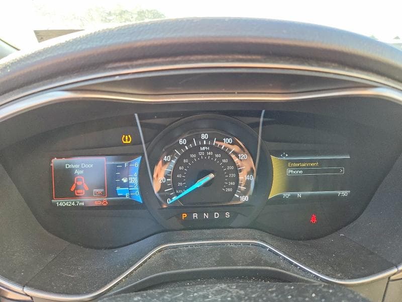2017 FORD FUSION SE 9
