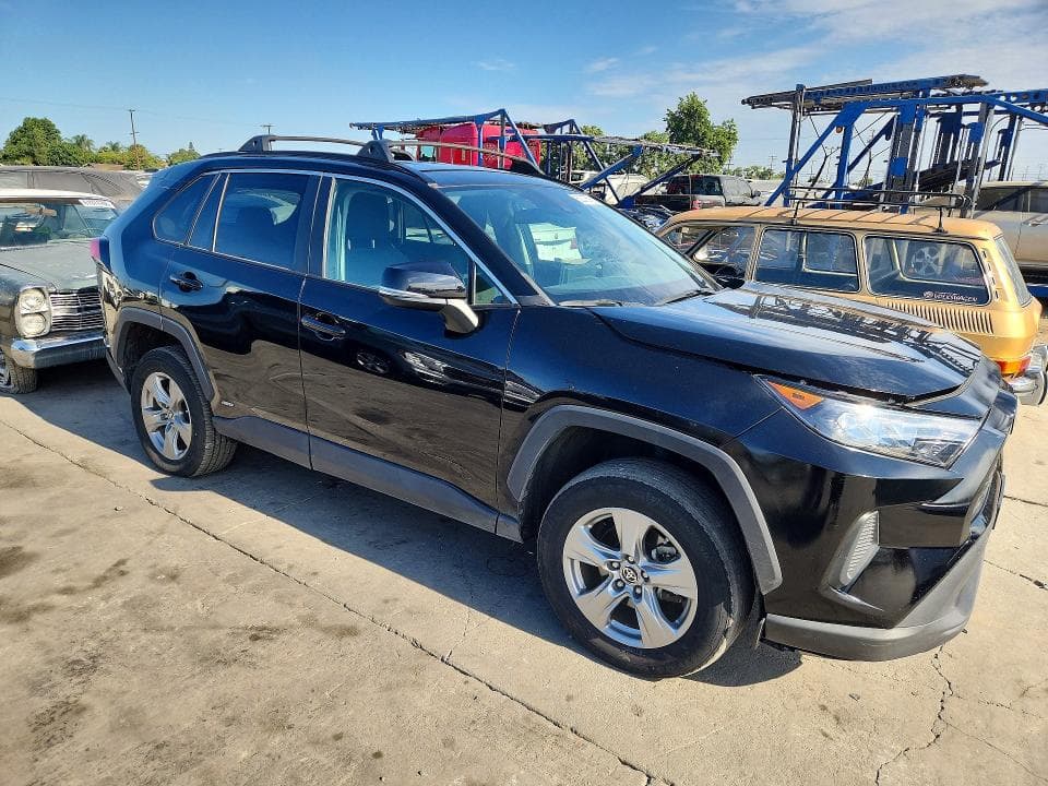 2024 TOYOTA RAV4 LE LE 4