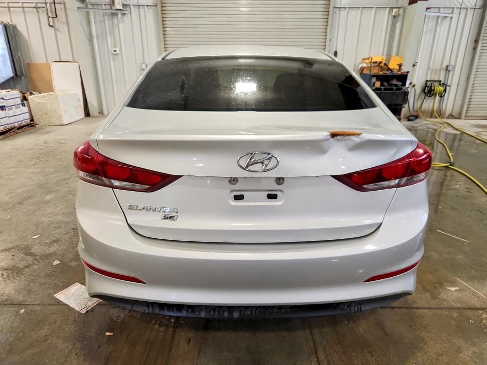 2018 HYUNDAI ELANTRA SE 6