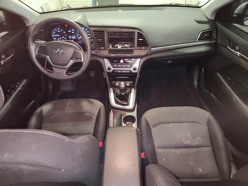 2018 HYUNDAI ELANTRA SE 8
