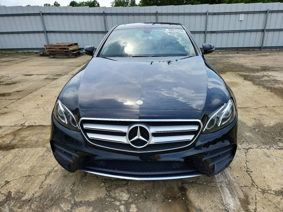 2017 MERCEDES-BENZ E 300 4MATIC 5