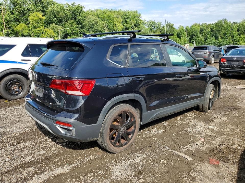 2022 VOLKSWAGEN TAOS SE 3