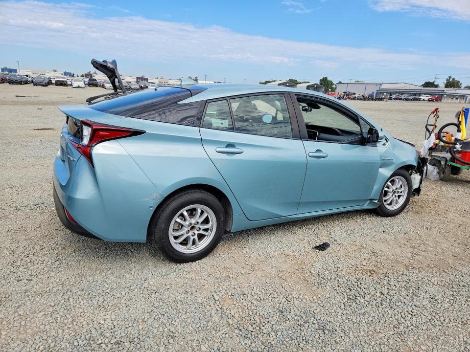 2020 TOYOTA PRIUS LE 3