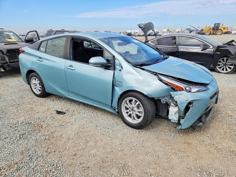 2020 TOYOTA PRIUS LE 4