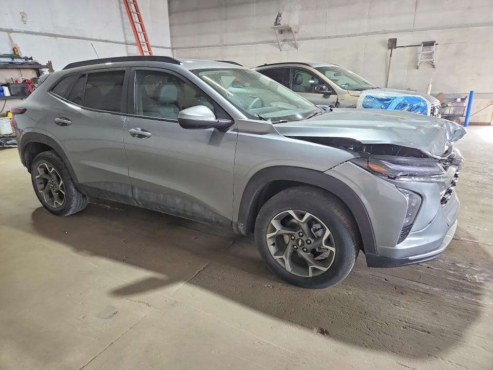2025 CHEVROLET TRAX 1LT 4