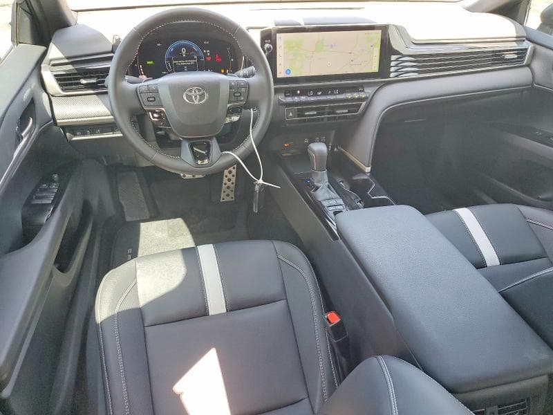 2025 TOYOTA CAMRY SE SE 8