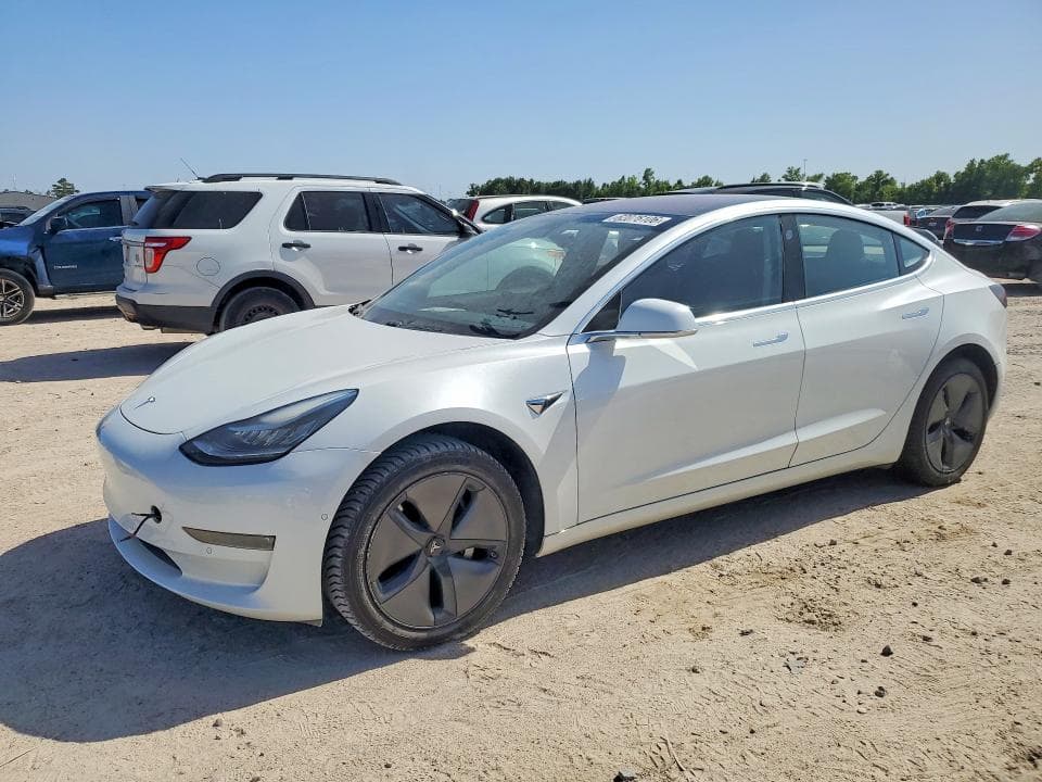 2018 TESLA MODEL 3 1
