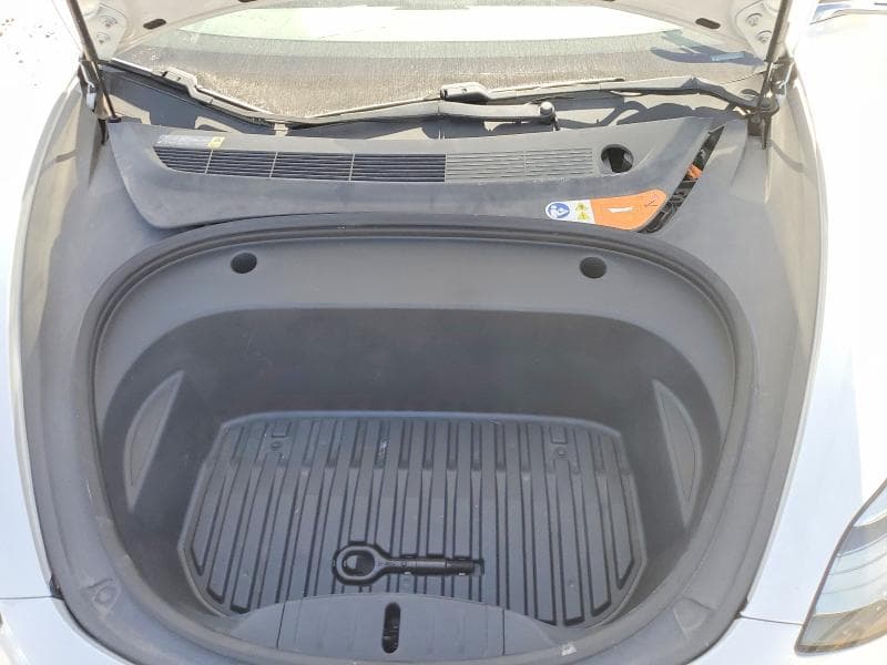 2018 TESLA MODEL 3 11