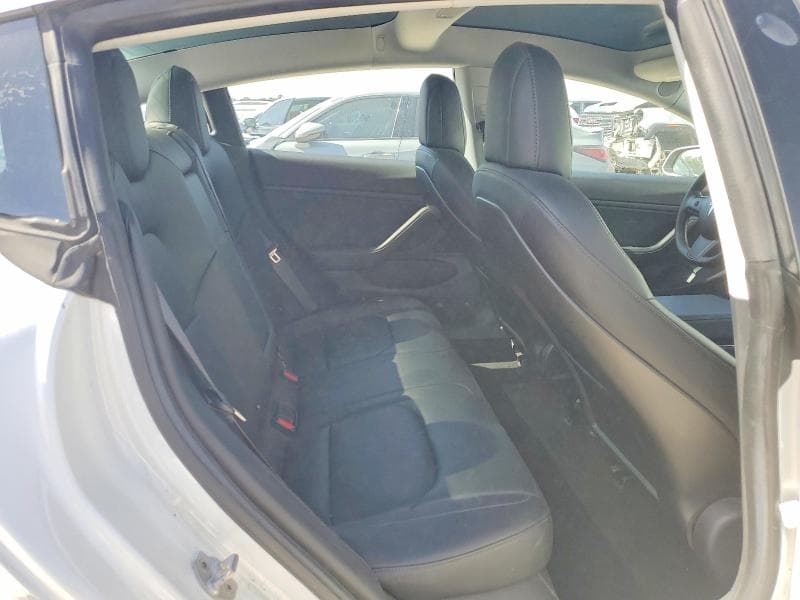 2018 TESLA MODEL 3 10
