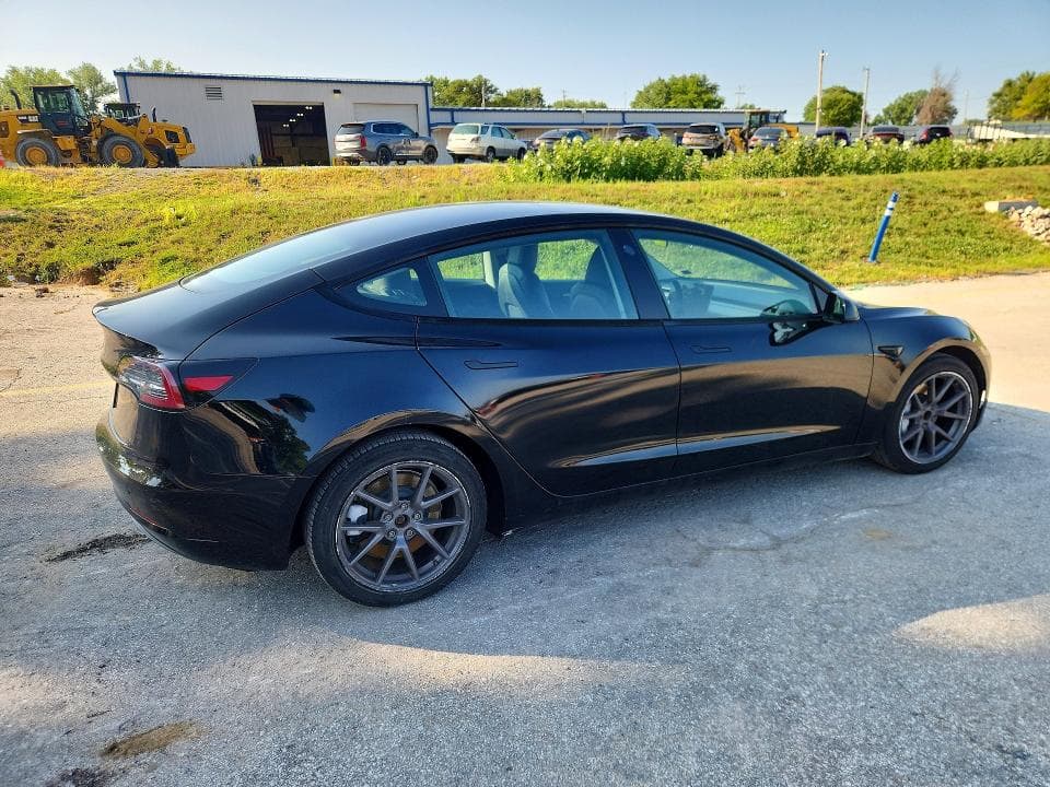 2023 TESLA MODEL 3 3