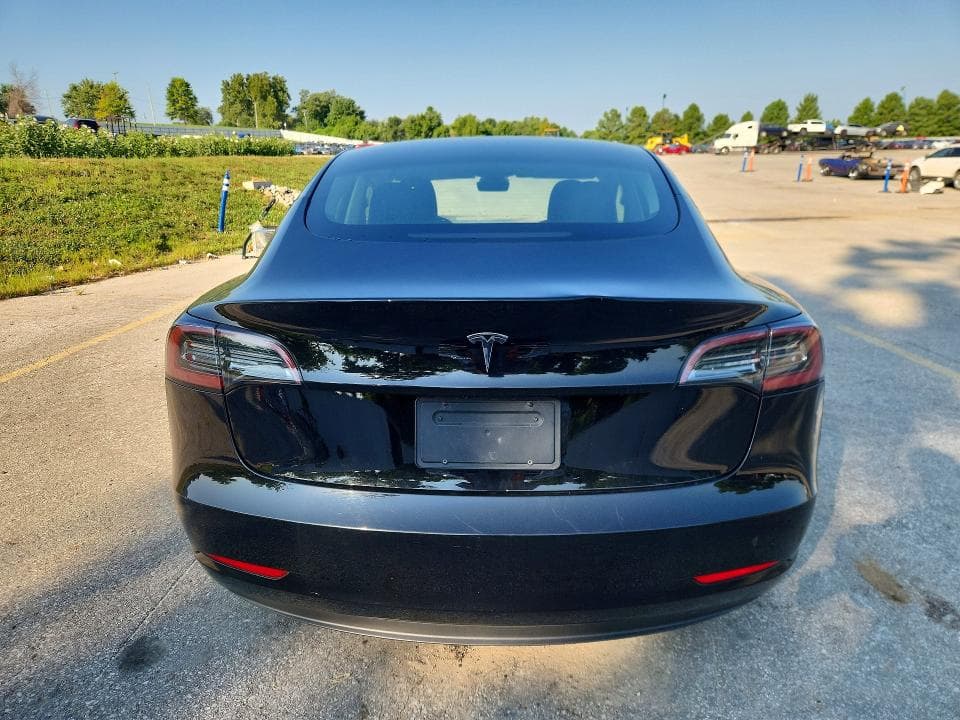 2023 TESLA MODEL 3 6