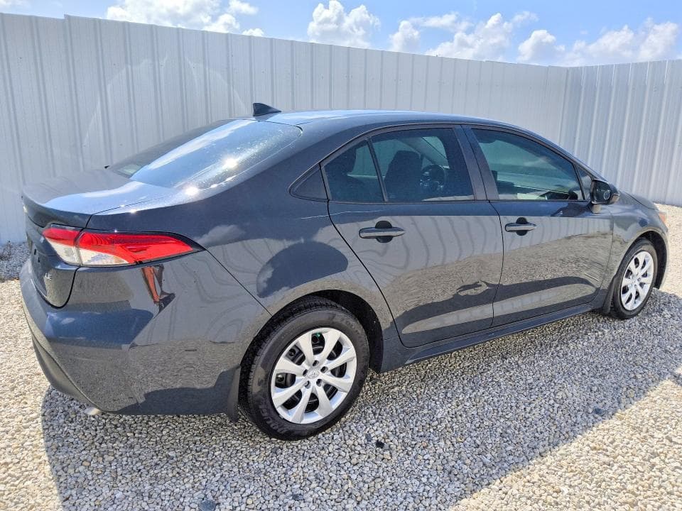 2025 TOYOTA COROLLA LE 3