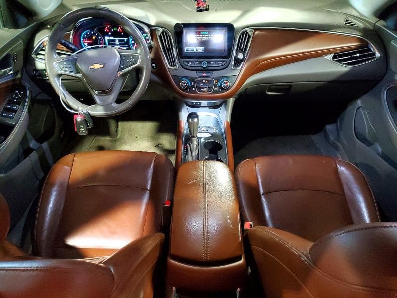 2017 CHEVROLET MALIBU LT 8