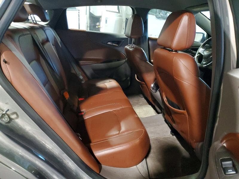 2017 CHEVROLET MALIBU LT 10