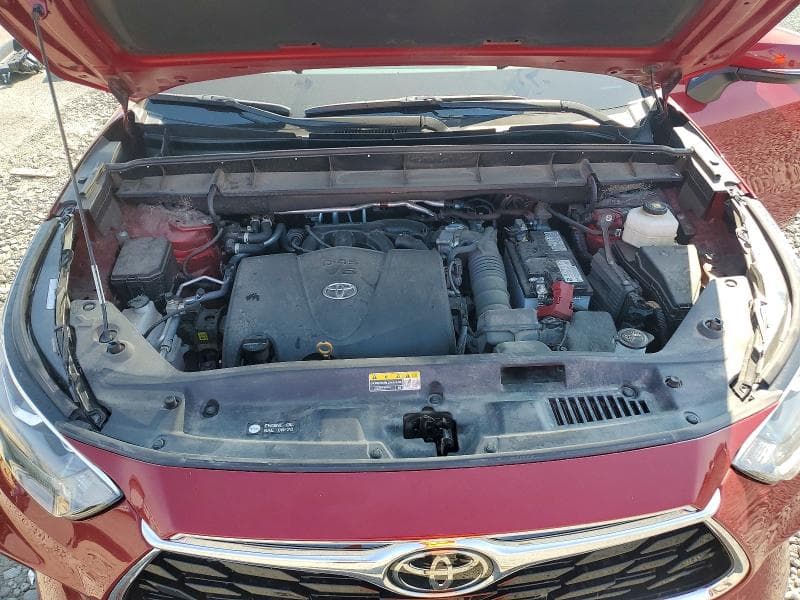 2022 TOYOTA HIGHLANDER LIMITED 12