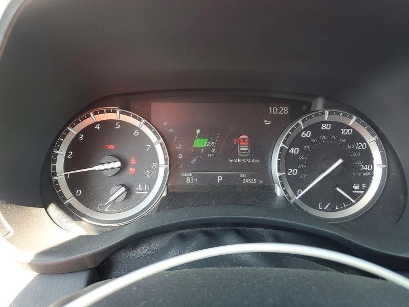 2022 TOYOTA HIGHLANDER LIMITED 9