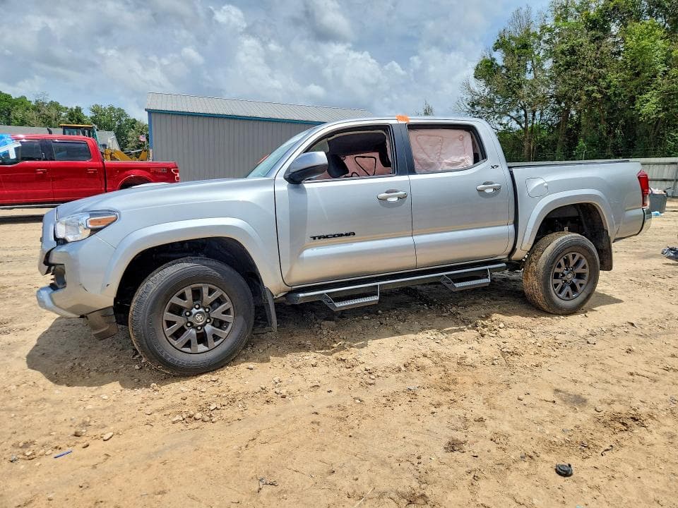 2019 TOYOTA TACOMA SR5 V6 - 1