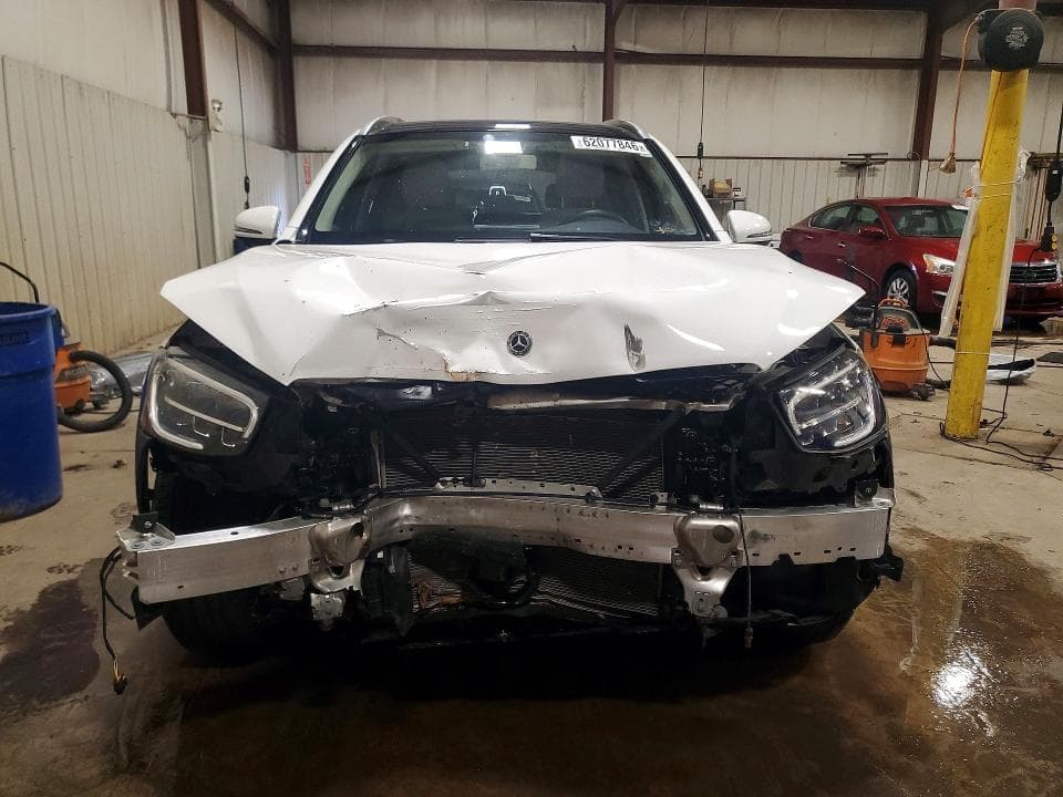 2020 MERCEDES-BENZ GLC 300 4MATIC 5
