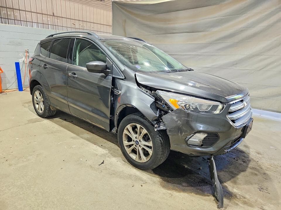 2018 FORD ESCAPE SEL 4