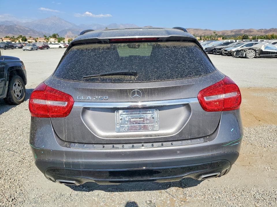 2017 MERCEDES-BENZ GLA 250 6