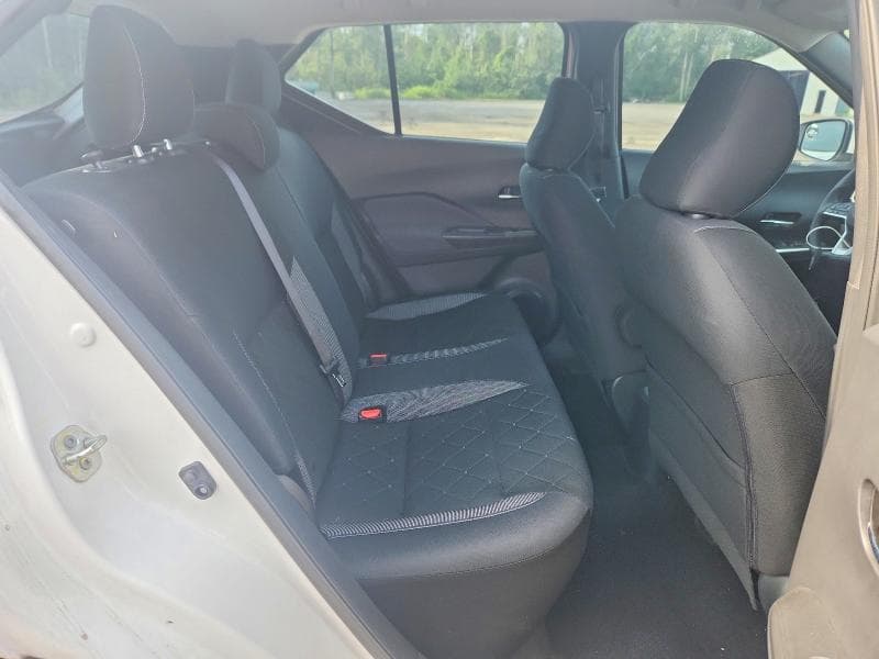 2019 NISSAN KICKS S 11