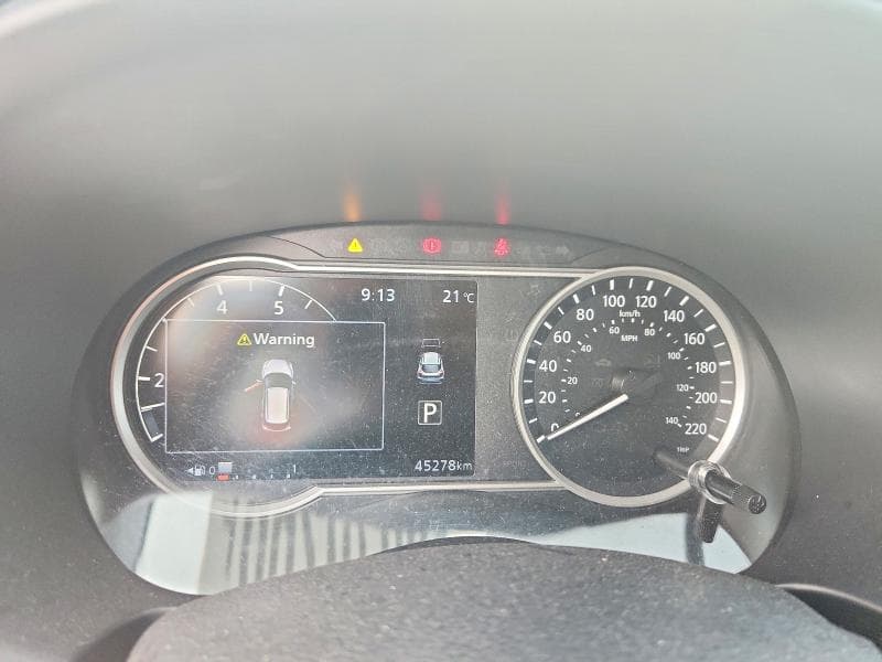 2019 NISSAN KICKS S 9