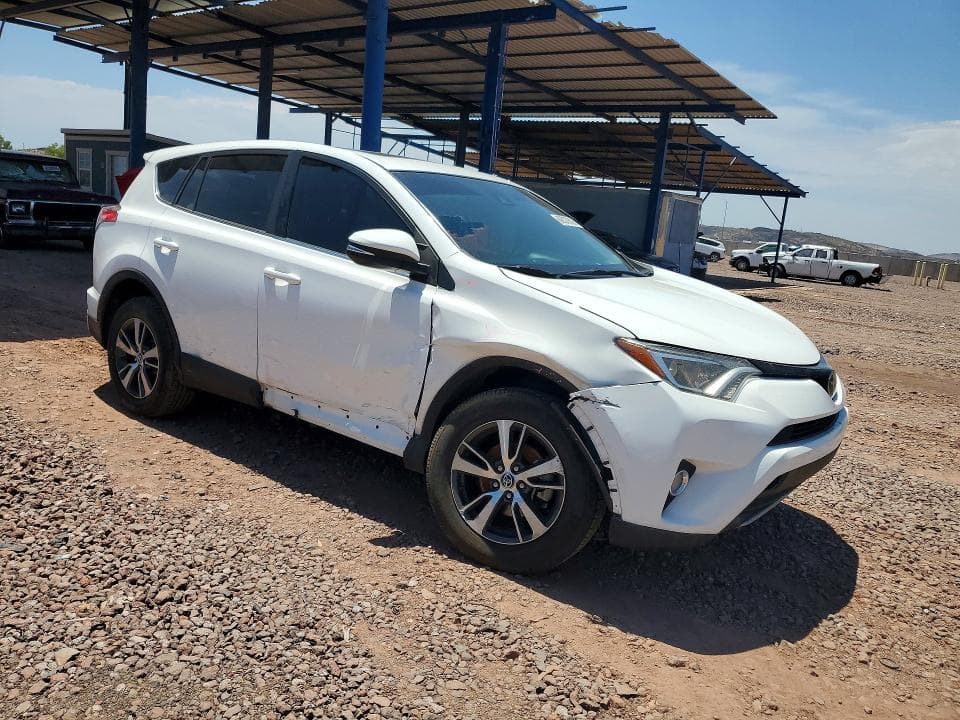 2018 TOYOTA RAV4 XLE 4
