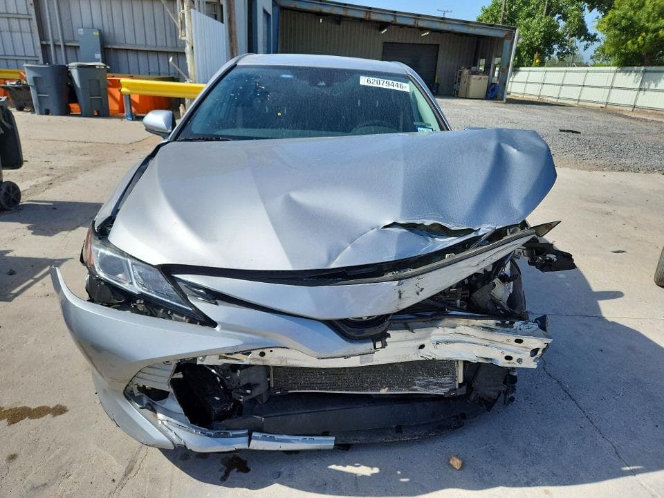 2020 TOYOTA CAMRY LE 5