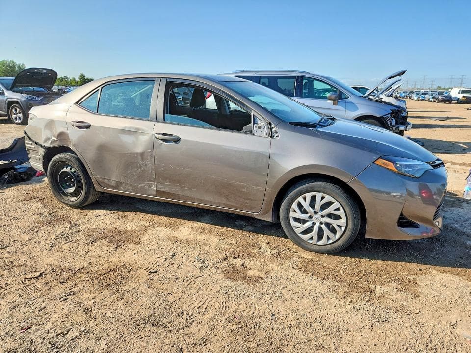 2018 TOYOTA COROLLA LE LE 4