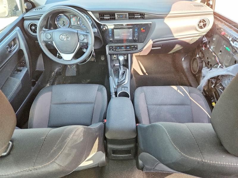 2018 TOYOTA COROLLA LE LE 8