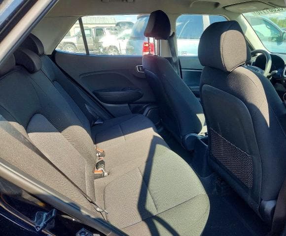 2020 HYUNDAI VENUE SE 10