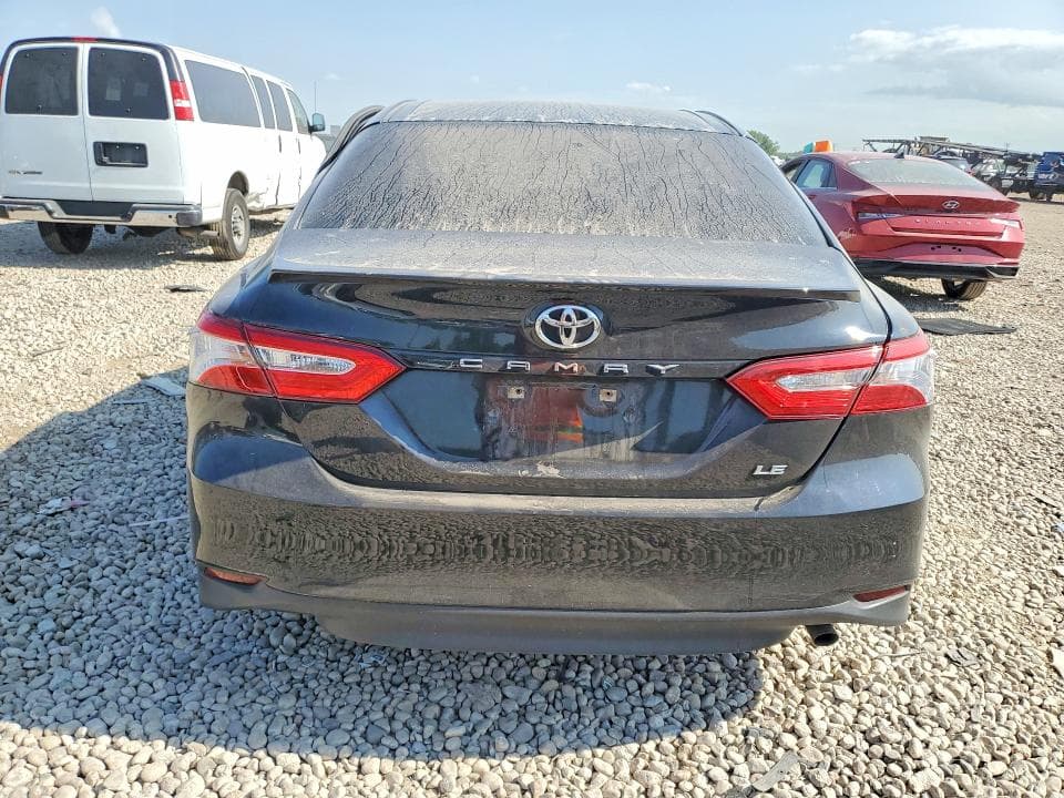 2018 TOYOTA CAMRY LE 6