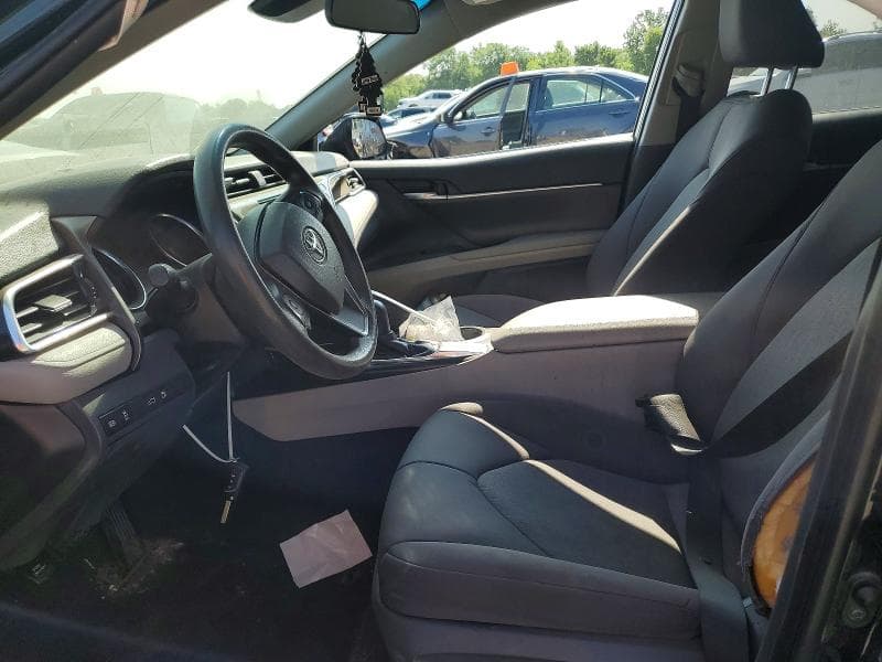 2018 TOYOTA CAMRY LE 7