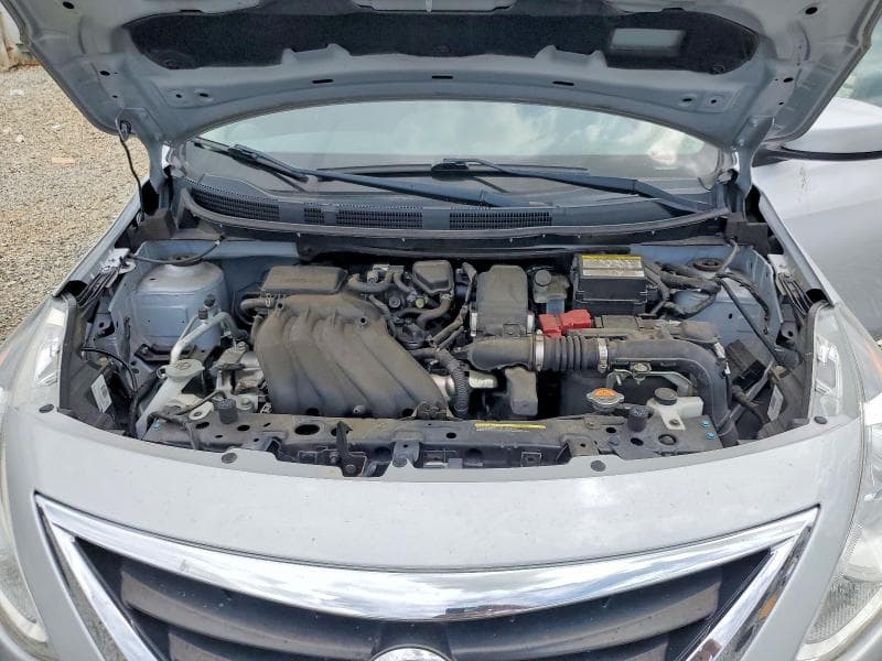 2019 NISSAN VERSA S 11