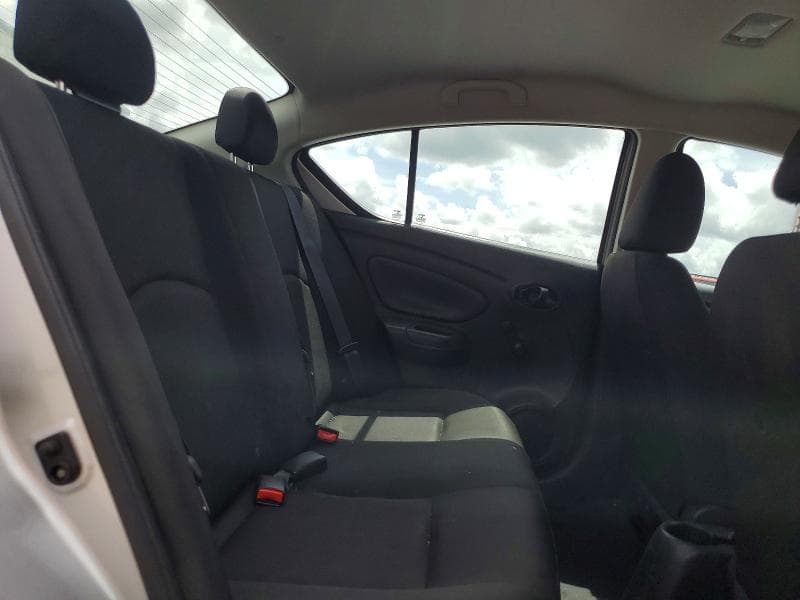 2019 NISSAN VERSA S 10