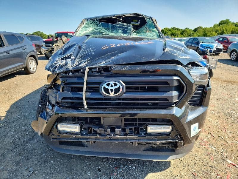 2025 TOYOTA TACOMA SR5 11