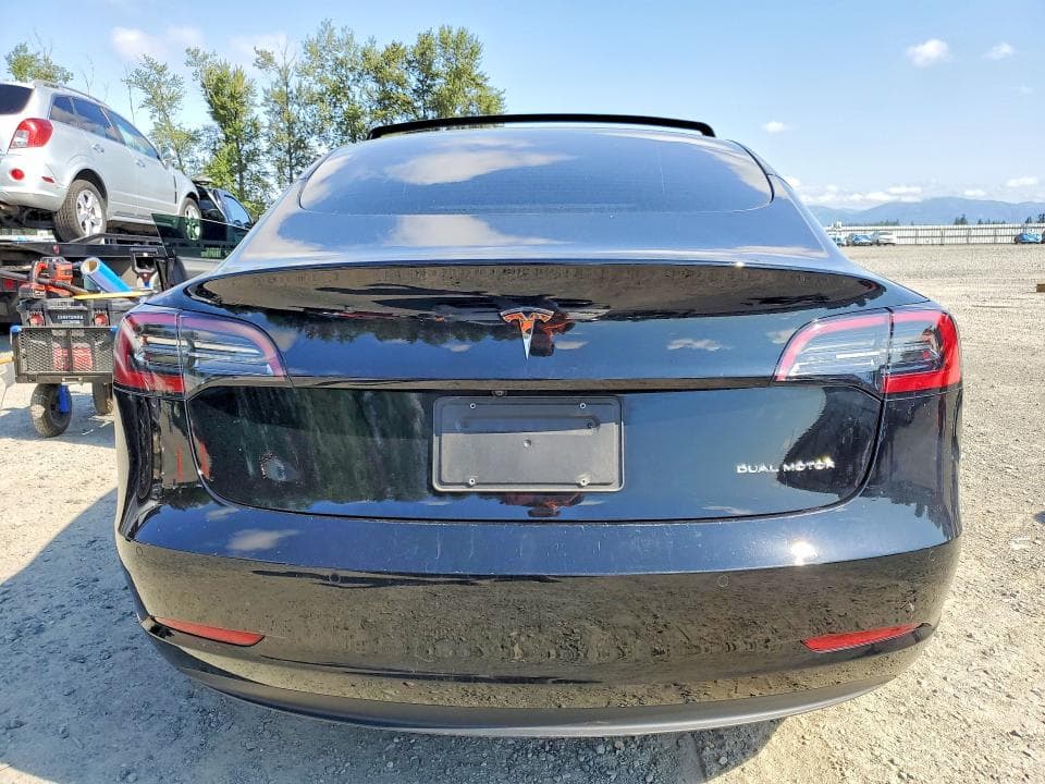 2022 TESLA MODEL 3 6