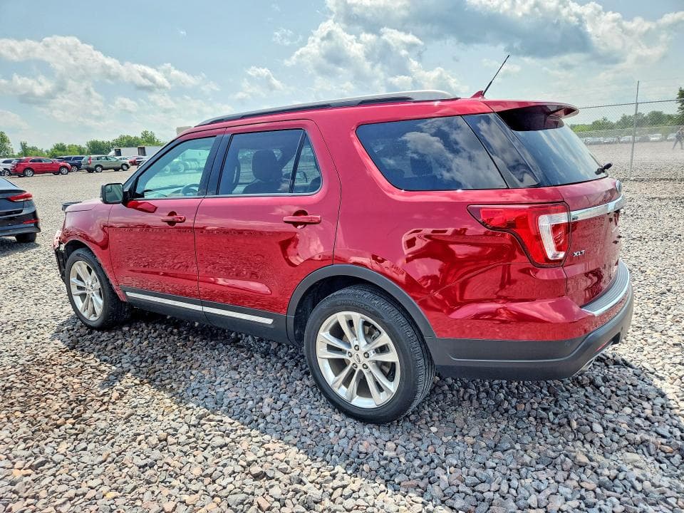2018 FORD EXPLORER XLT 2