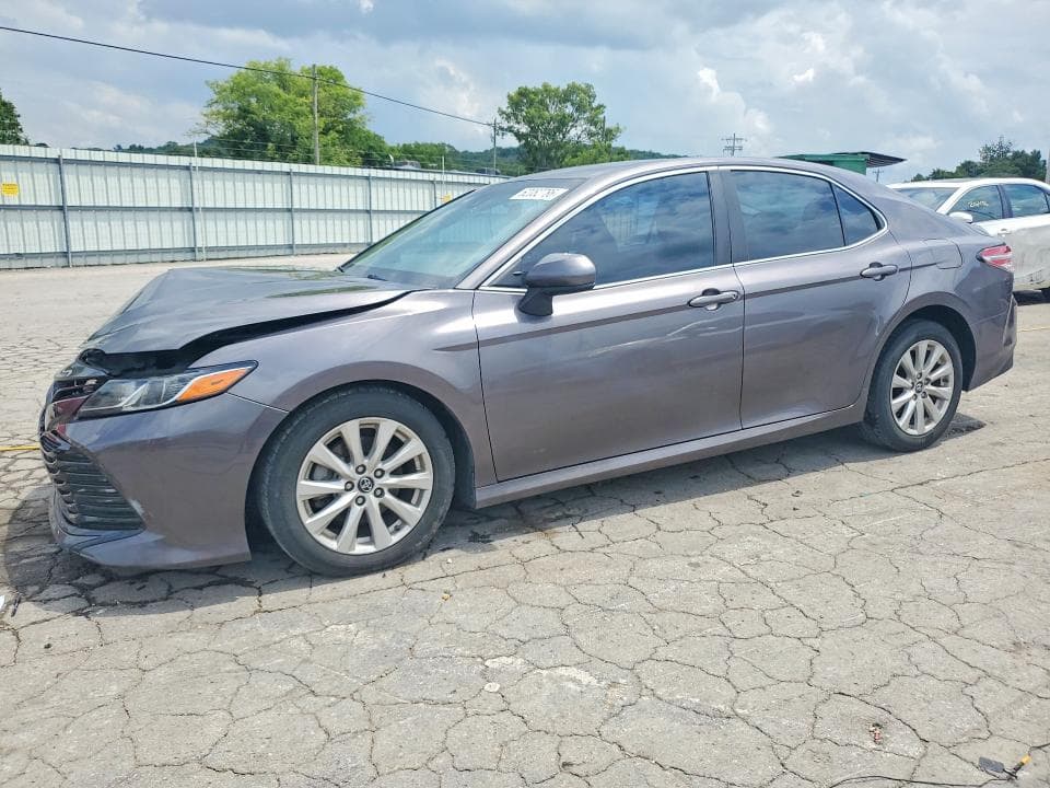 2019 TOYOTA CAMRY LE - 1