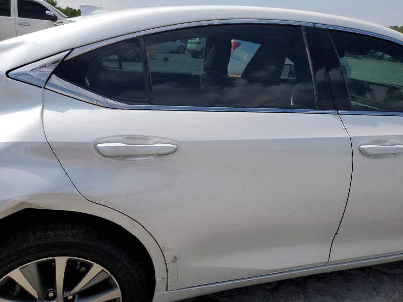 2019 LEXUS ES 350 10