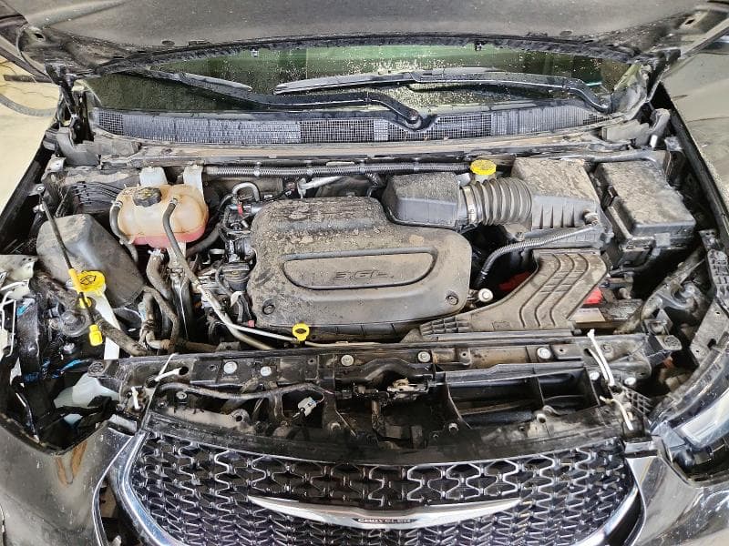 2024 CHRYSLER PACIFICA TOURING L 12